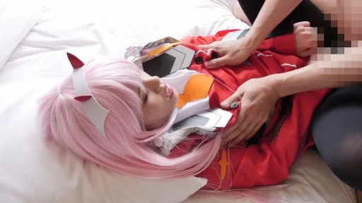 [FC2PPV] 4797946 A Plump And Super Cute Bitch! She Cuts Holes In Her Black Tights With Scissors And Gets A Massive Creampie In Her Pussy For Some Pregnant Sex!